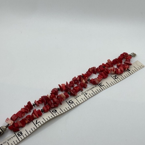 Vtg Red Coral Chunk Beads Boho Tribal Beaded Lariat Style Necklace 16” + 3” Drop - Picture 5 of 7